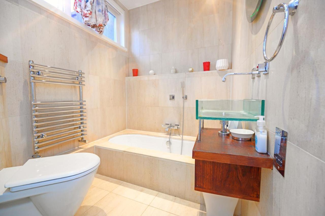Luxury Massive Townhouse By Harrods Apartment Лондон Екстериор снимка